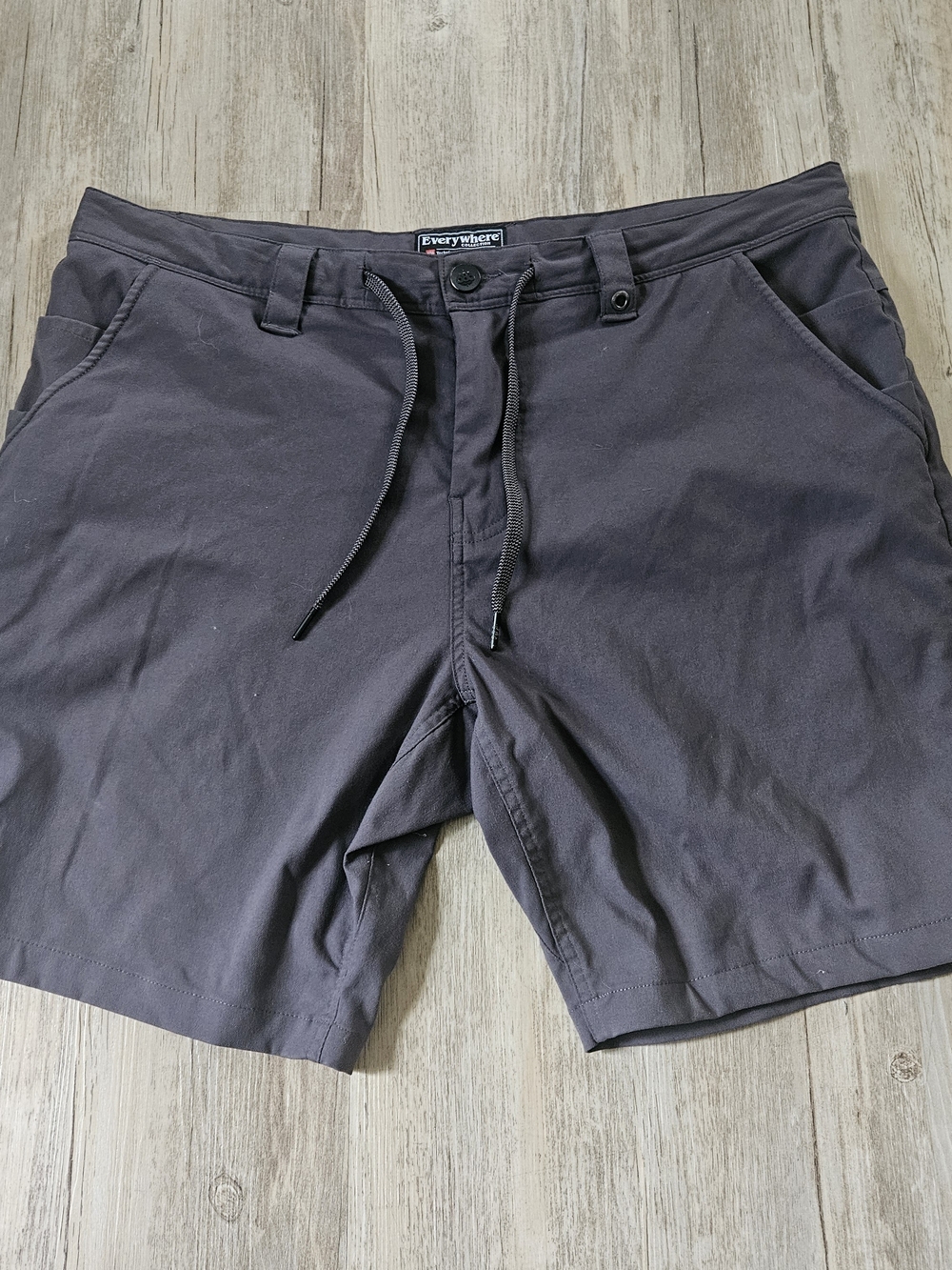 686 Everywhere Collection Men's Black Hybrid Drawstring Hiking Shorts Size 36